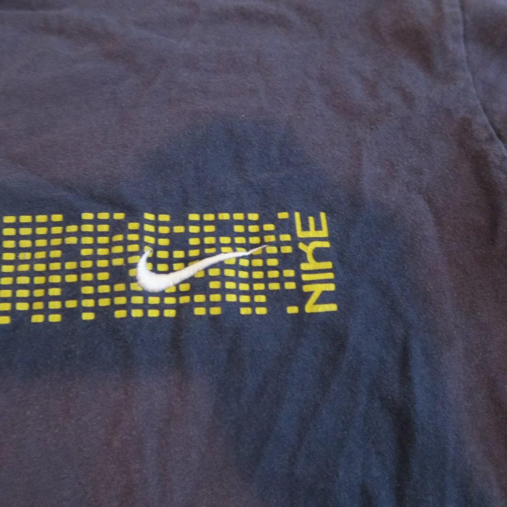 VTG Y2K Mini Square Patterned Long Sleeve T-Shirt - Picture 2 of 6